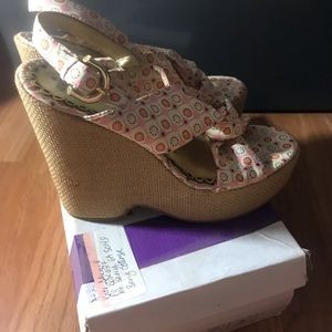 Juicy couture wedges